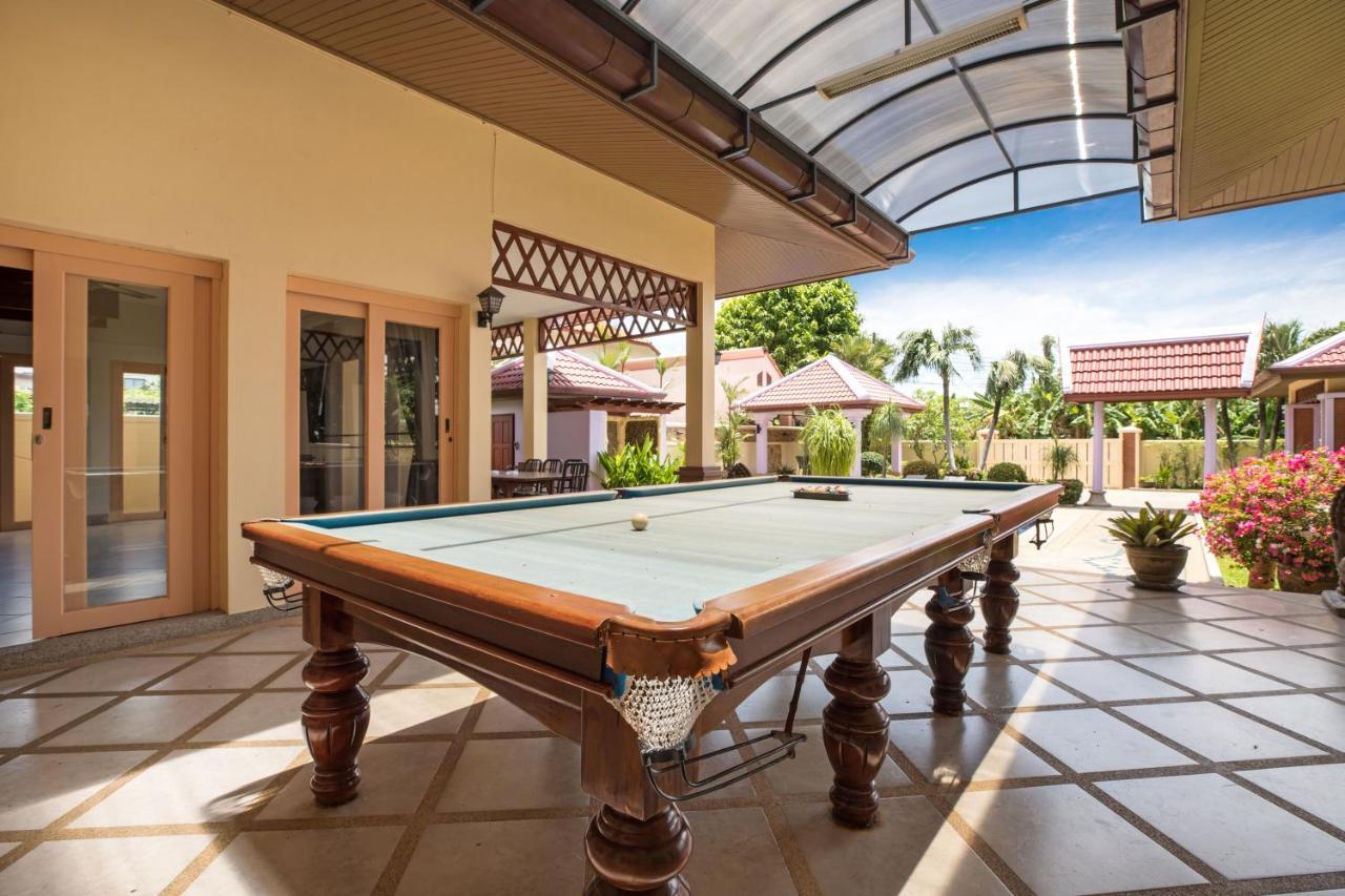 Beautiful 5Br Villa Felicity, Pool & Garden, Near Naiharn Rawai Luaran gambar